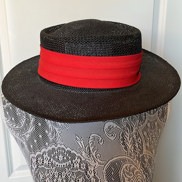 Black town talk Louisville, Kentucky Wide-Brim Hat with Red Band main image 9